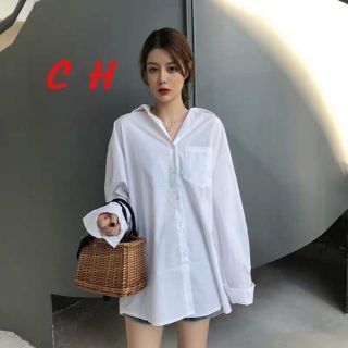 Áo sơmi trắng from rộng