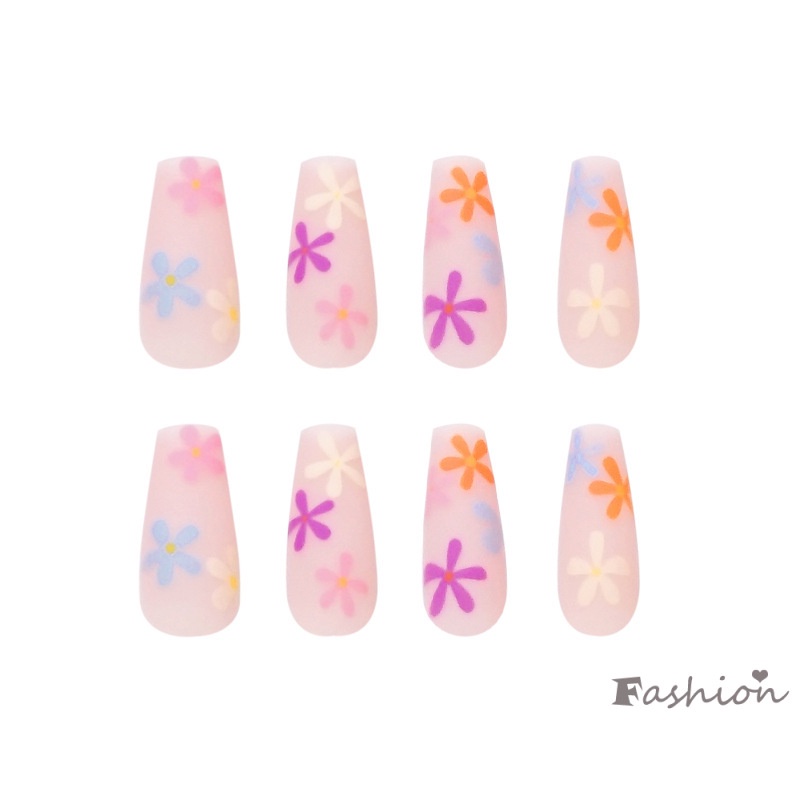 [Hàng mới về] Set 24 móng tay giả đầu vuông dài thiết kế xinh xắn kèm keo dán