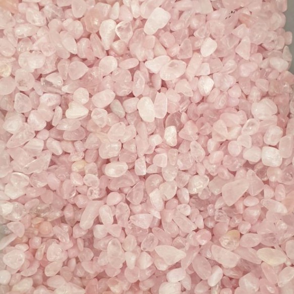 Đá vụn thach anh ngũ sắc trang trí 1kg