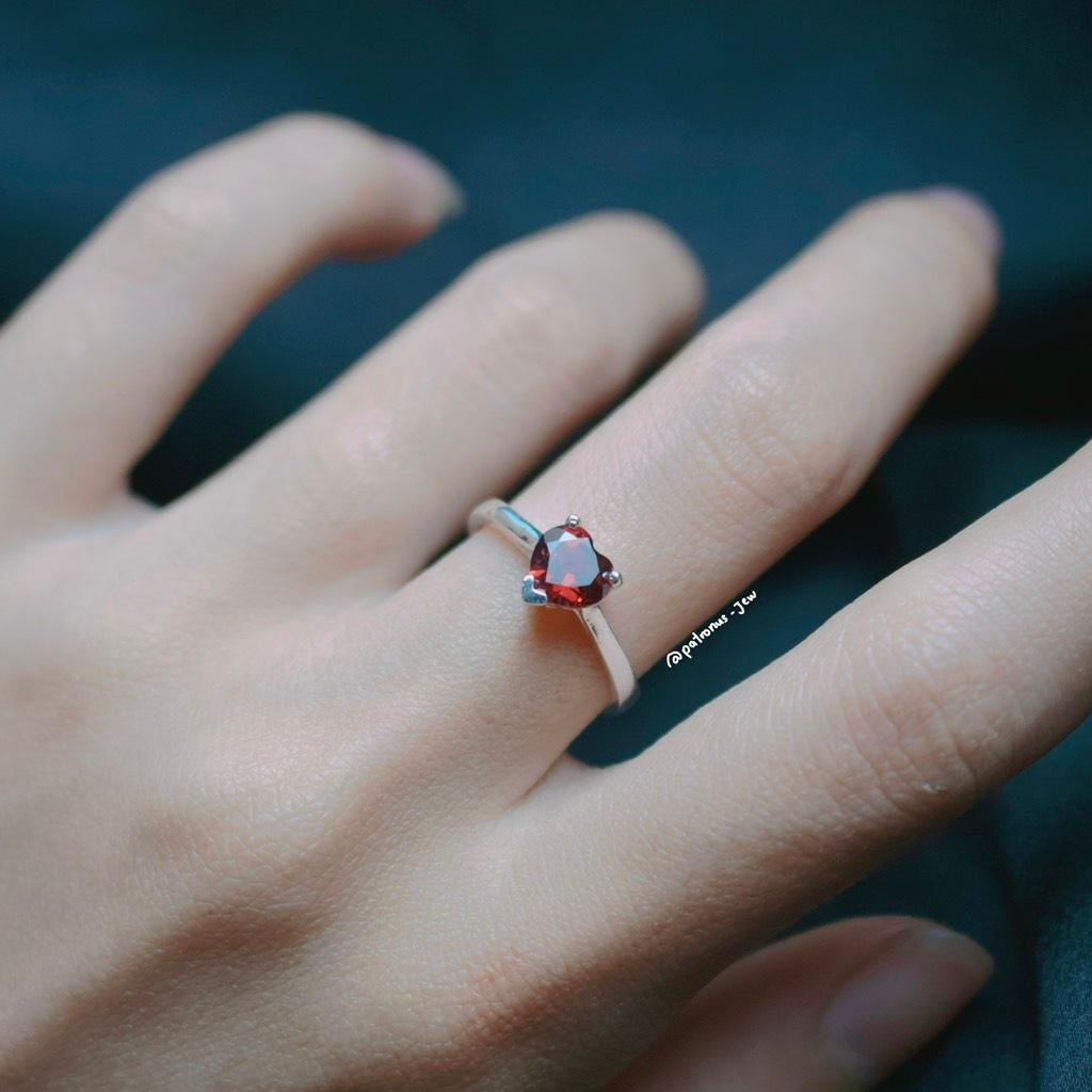 Nhẫn Đá Garnet Trái Tim Simple NGHS622A Patronus