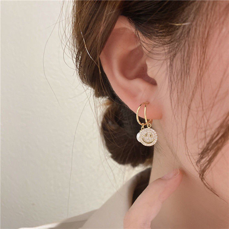 Bông Tai Ngọc Trai Hình Mặt Cười Dễ Thương