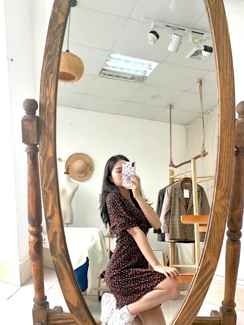 Váy hoa nhí cổ V nhún ngực