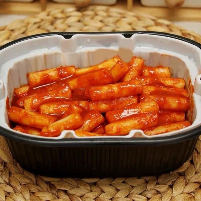 1 hộp 320g TOKBOKKI TỰ SÔI