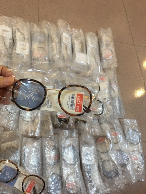 Kính Gu chống uv mắt trong