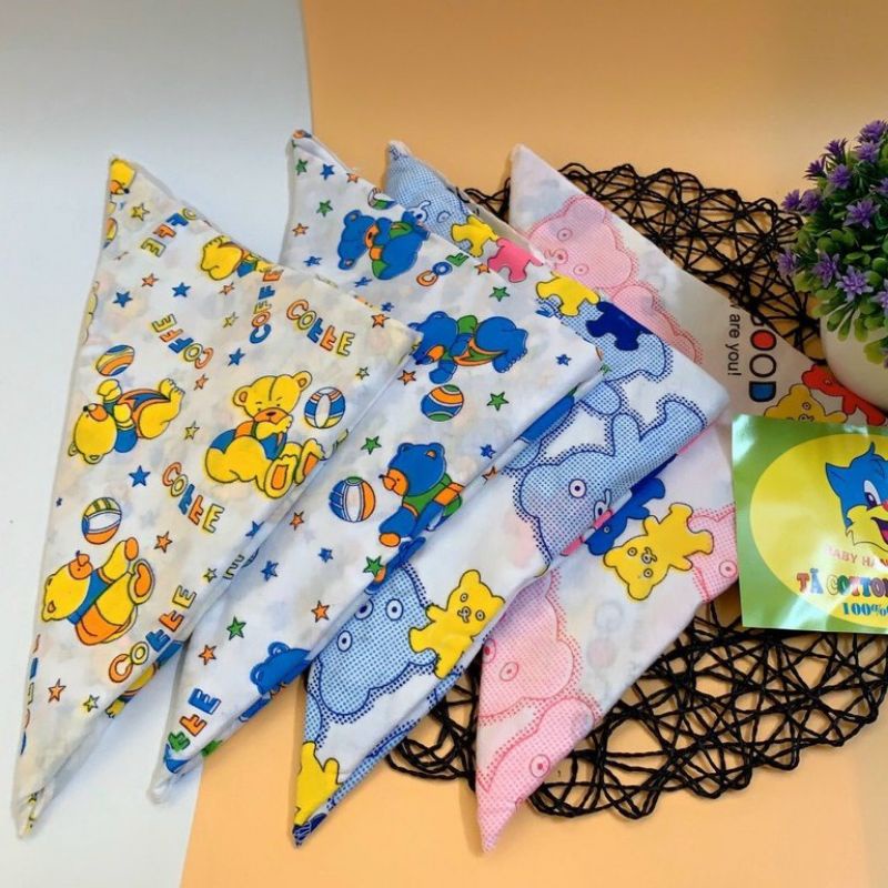 Bộ 10 Chiếc Tã Vuông Sơ Sinh Hình Gấu 70×70cm