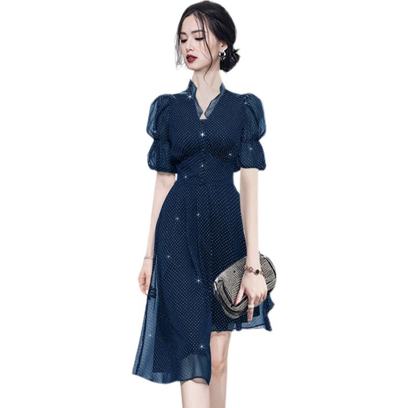 High end big brand temperament celebrity bubble sleeve dress women's new summer 2022 women's dress with a slim waist