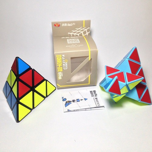 Rubik Biến Thể Pyraminx - Rubik Tam Giác 3x3 Cao Cấp Viền Đen, Xoay trơn, Cực Mượt - Ảnh, Video thật sản phẩm