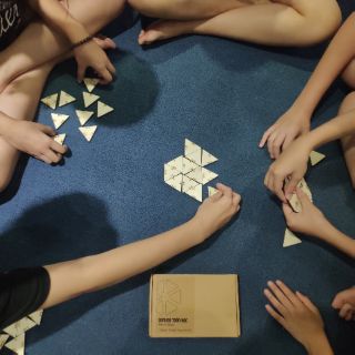 Bảng cửu chương Domino bằng gỗ, trò chơi trí tuệ giúp bé học thuộc bảng cửu chương