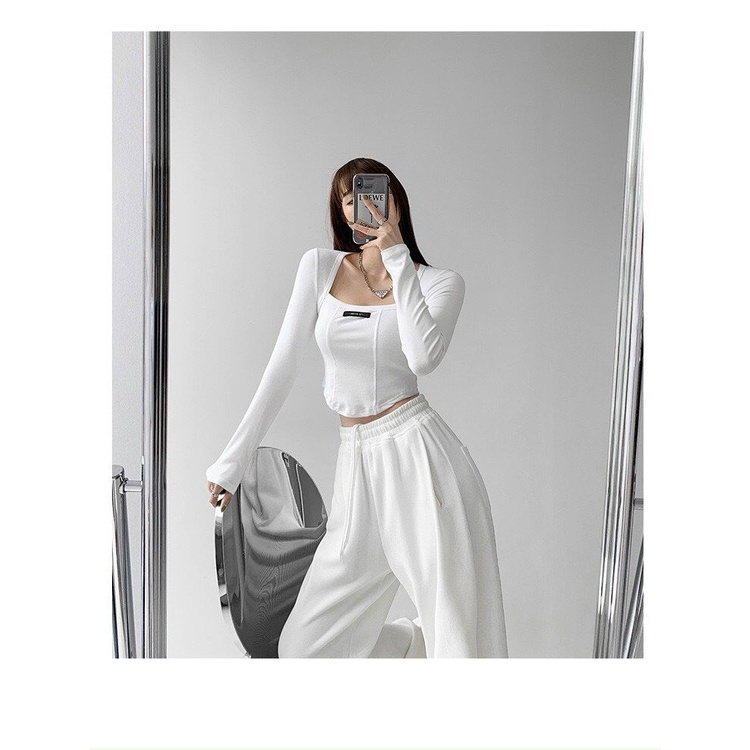 Áo Croptop Cổ Vuông Tay Dài Vạt Bầu Kèm Tag Sang Chảnh