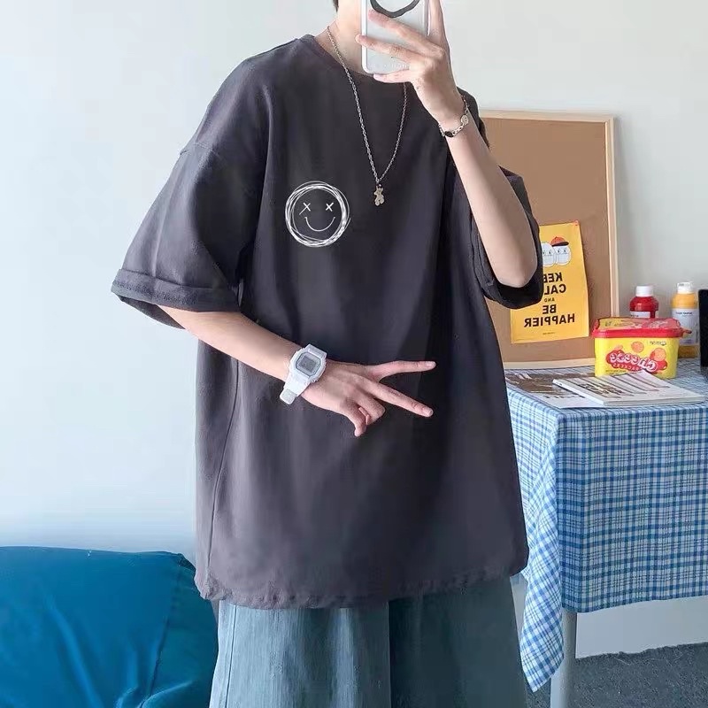 Áo phông mặt cười tròn ngực