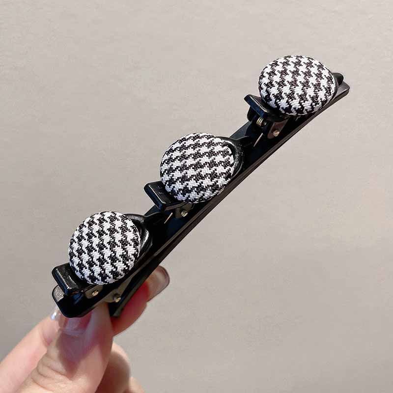 Kẹp Tóc Bện Kiểu Dây Bện Họa Tiết Caro Trắng Đen Cho Nữ