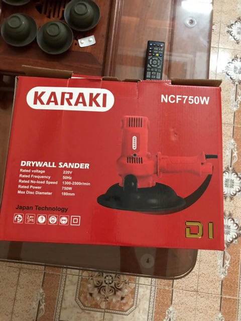 Máy xoa tường Karaki 750W