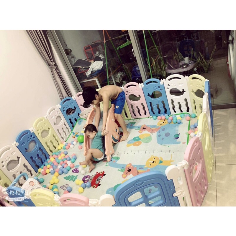 Cũi quây nhựa cho Bé