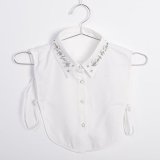 Cổ áo sơ mi rời trang trí họa tiết đá cườm