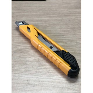 18mm Dao cắt Stanley STHT10265-8 (10-265)