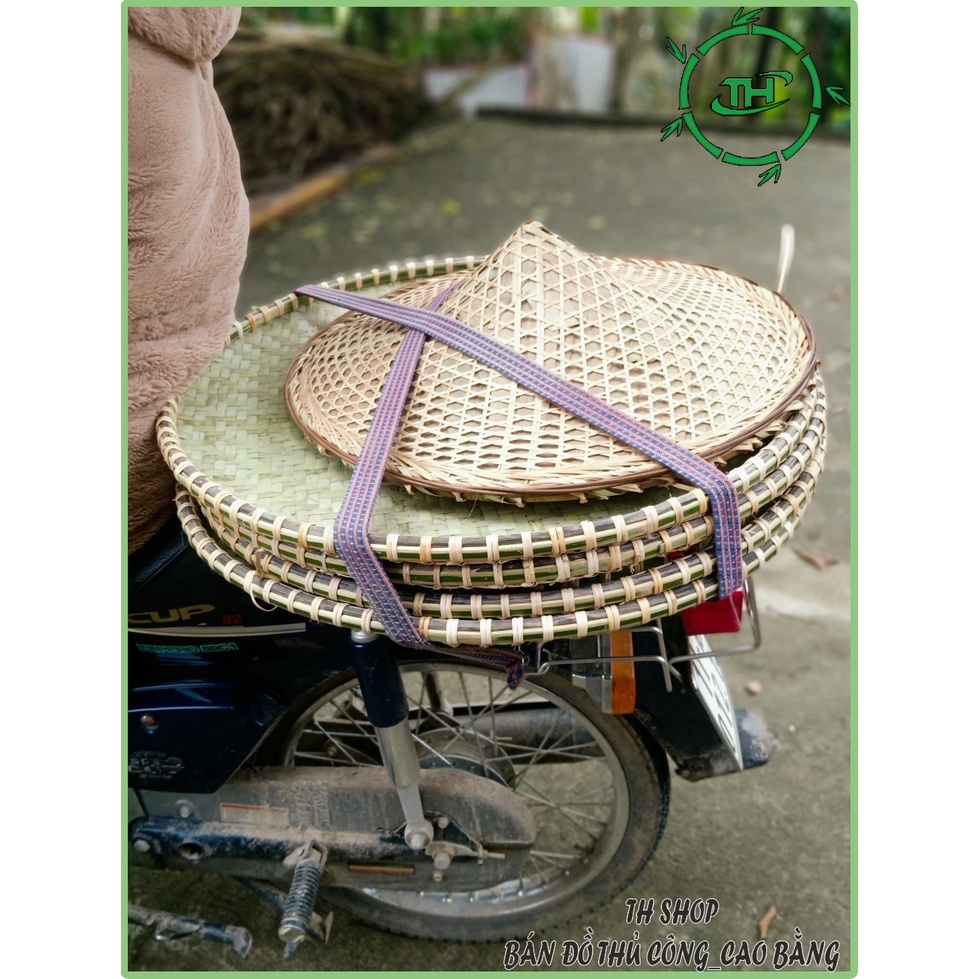 Nón lá - nón chóp nhọn dân tộc decor