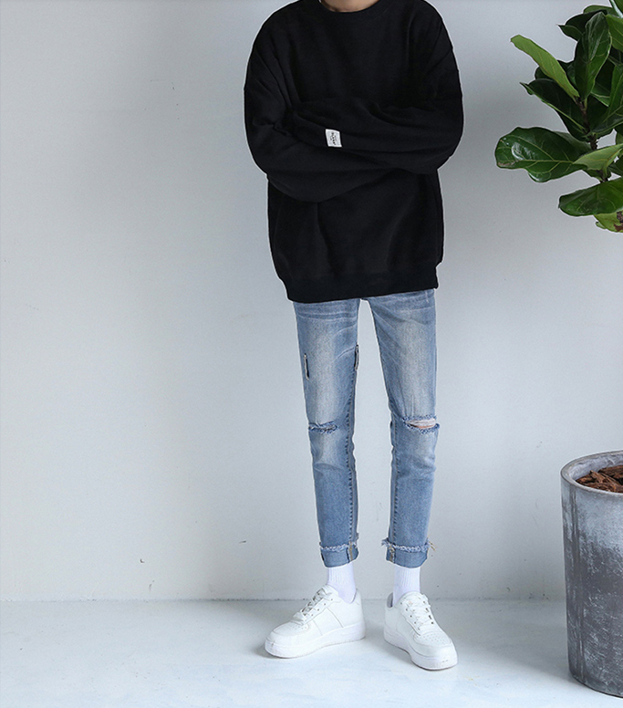 Áo sweater cổ tròn dáng rộng thời trang nam trẻ trung | BigBuy360 - bigbuy360.vn