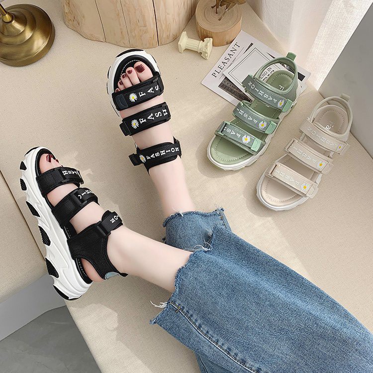 Mốt mới nhất Sandal nữ thời trang Ulzang 3 hoa cúc đế cao (3 màu) phối đẹp trẻ trung Đen Kem Xanh cực chất