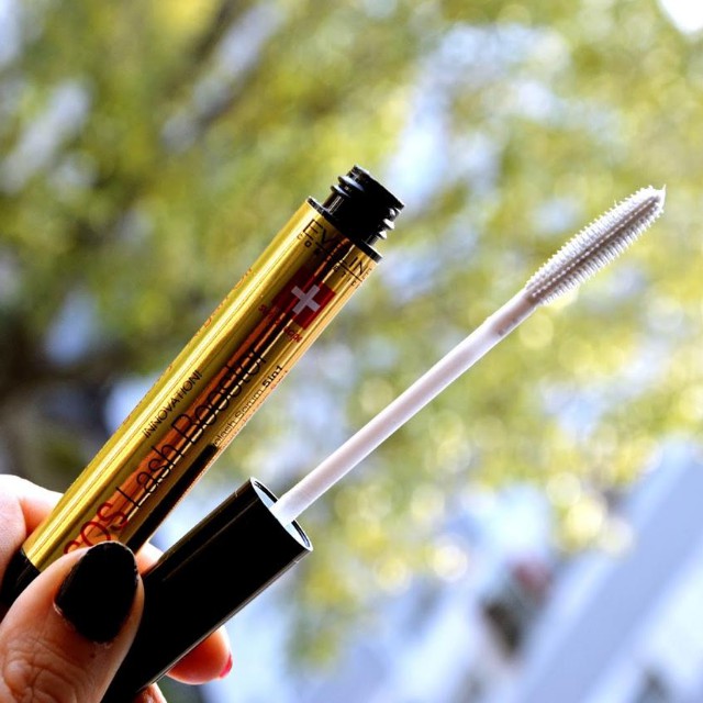 [Hàng Chính Hãng] Huyết Thanh Dưỡng Dài Mi Eveline 5 Trong 1 Xuất Xứ Nga | BigBuy360 - bigbuy360.vn