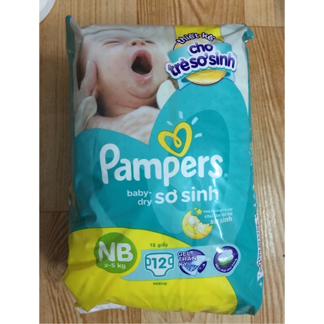 Tã dán Pamper NB12