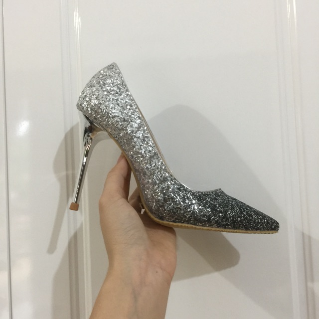 Cao gót nhũ size 33-40 (oder 5-7 ngày)
