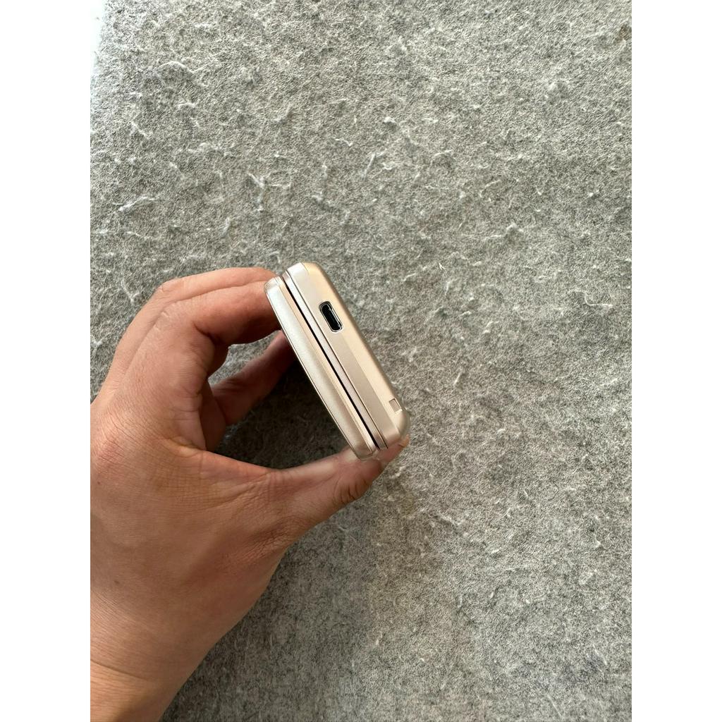 Điện thoại Sharp 807sh nhà mạng Softbank Chính hãng