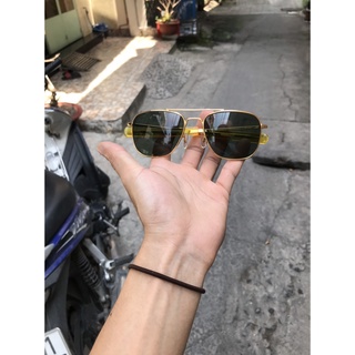 KÍNH CƠN MỸ