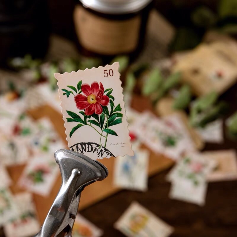 Hộp 46 sticker hoa vintage, tem thư, nhãn dán trang trí