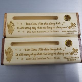 Hộp bút khắc theo yêu cầu