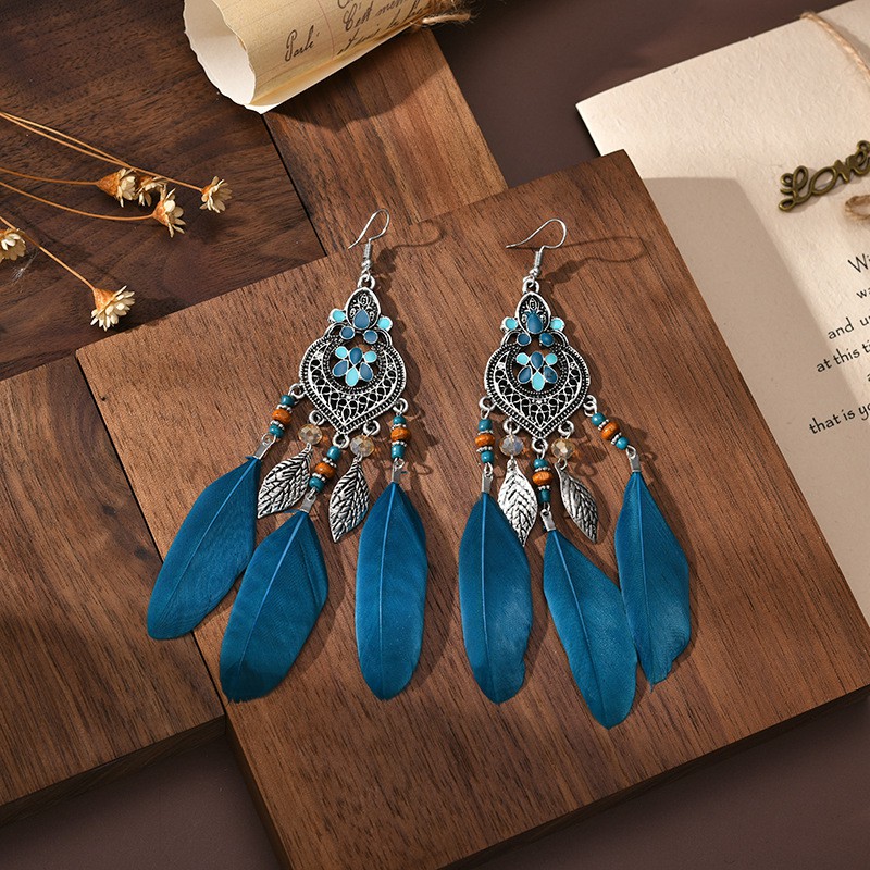[New] Khuyên tai lông vũ phong cách bohemian hottrend đi du lịch hè 2021