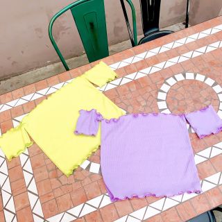 Áo croptop bẹt vai