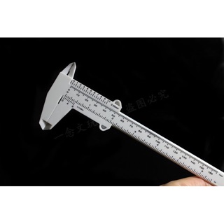 Thước Kẹp Nhựa 150 mm