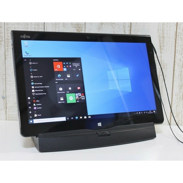 Máy tính bảng Fujitsu Arrows Tab Q704