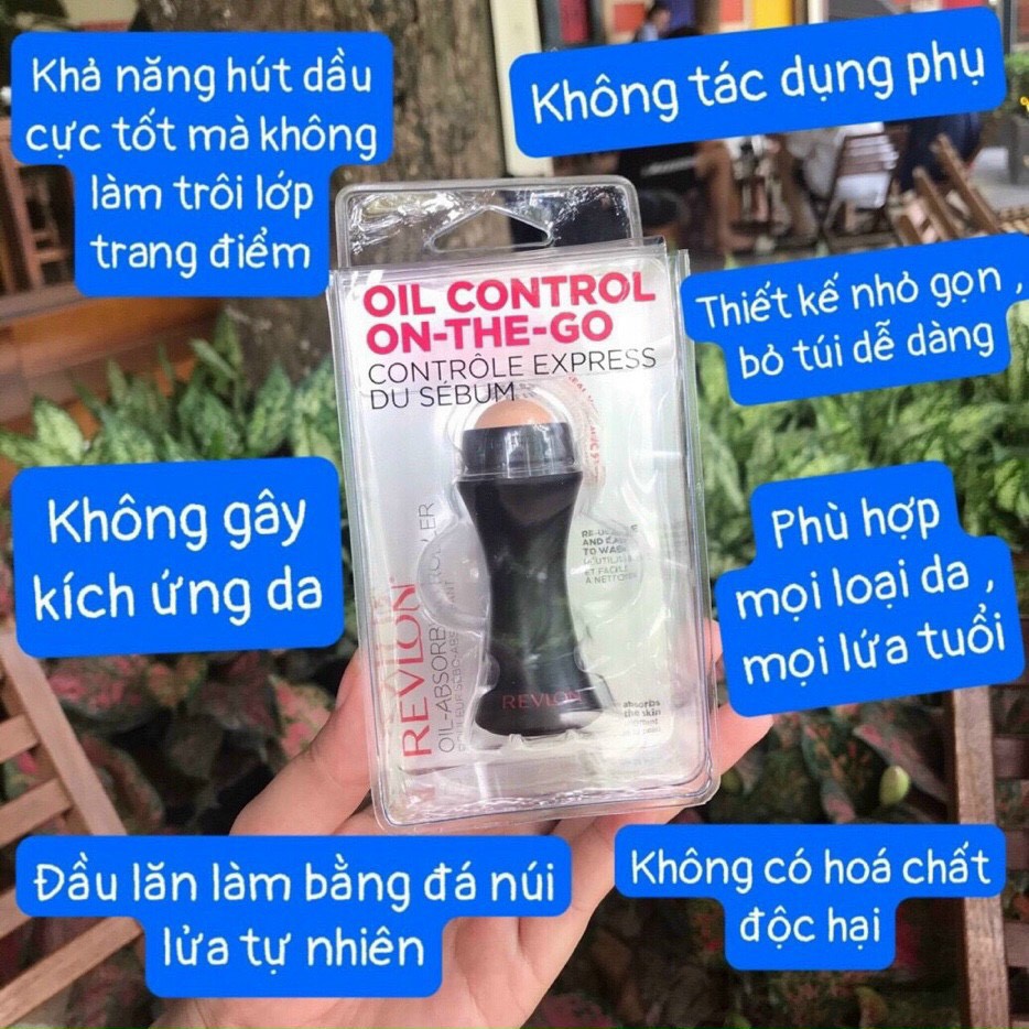 Cây Lăn Hút Dầu Revlon Oil-Absorbing Volcanic Roller