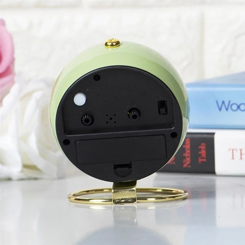 Đồng Hồ Báo Thức Chạy Bằng Pin Thiết Kế Đơn Giản Thời Trang