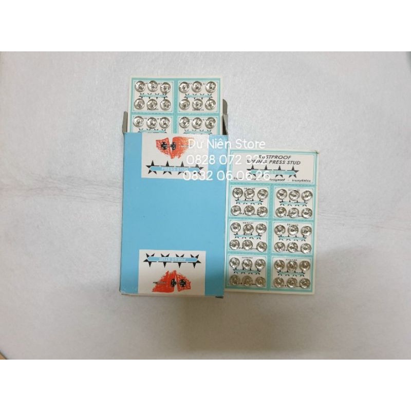 Vĩ 36 Nút Bóp 8mm, 10mm Trắng &amp; Đen Hiệu Ngôi Sao.