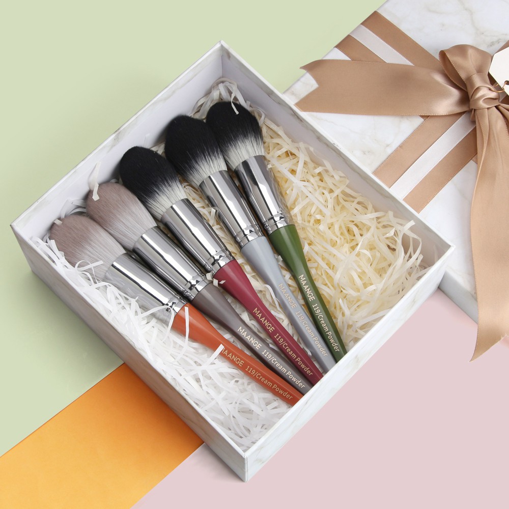 Cọ trang điểm MAGEFY đơn tiện dụng đánh má hồng phủ phấn đầu tròn (5 màu có sẵn)