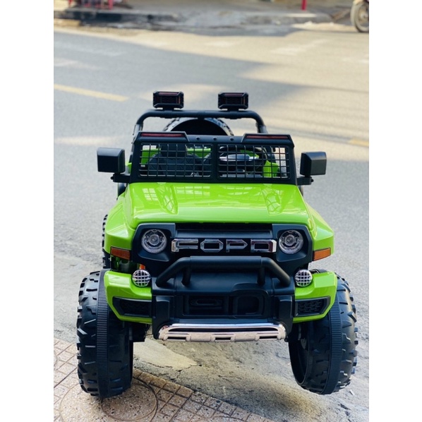 Ô tô điện trẻ em kiểu dáng Ford địa hình 9199