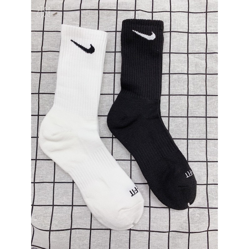 ✅KHUYẾN MÃI✅ Tất Nike dri-fit cổ cao (nam nữ đen trắng )