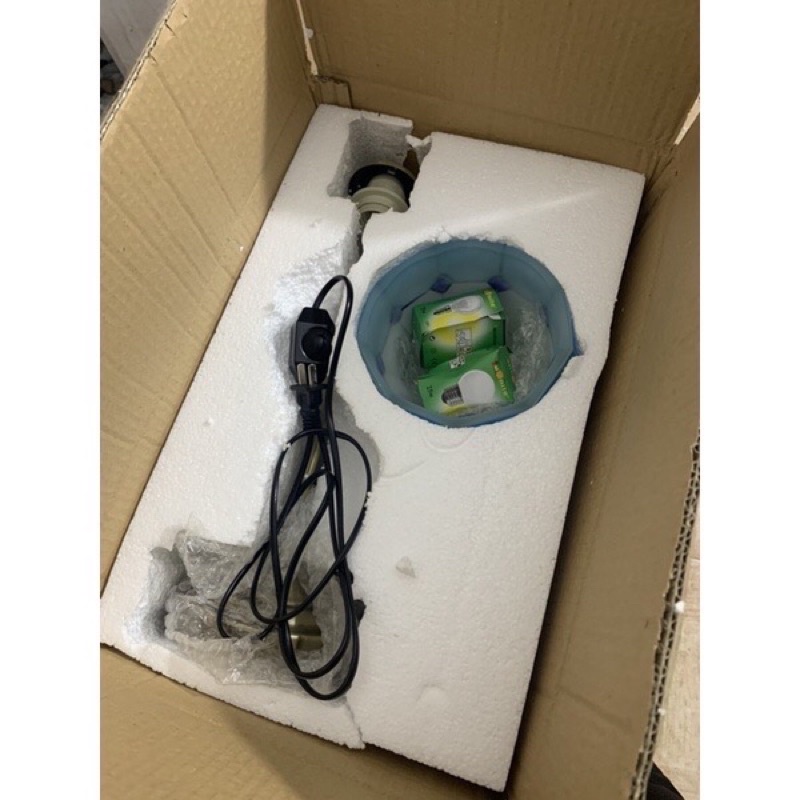 Đèn bàn cao cấp ｛ SẴN HÀNG } đèn có chế độ tăng giảm ánh sáng