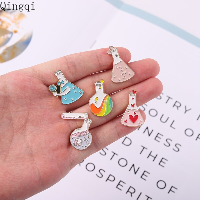 Trâm cài áo MISS ZOE hình hoạt hình ngộ nghĩnh