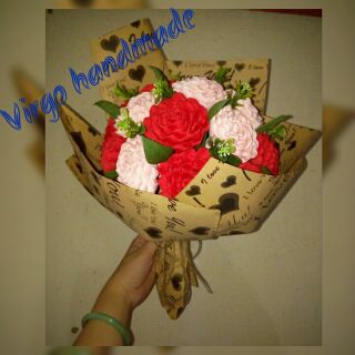 Bó hoa hồng xoắn handmade