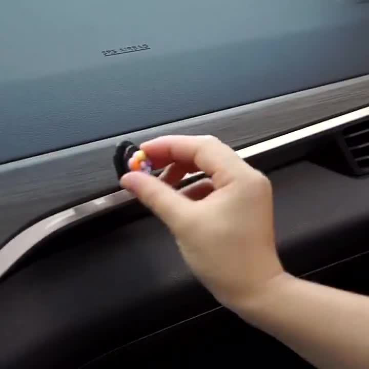 Phụ Kiện Ô Tô Móc Treo Xe Hơi Mini Đa Chức Năng Cho Oto Hitechlife Nhiều Mẫu Mã Dễ Thương Cưc Kỳ Tiện Dụng | BigBuy360 - bigbuy360.vn