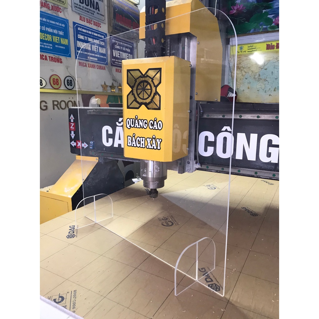 Tấm mica trong suốt 40cm x 30cm làm mô hình quảng cáo bể cá khung tranh