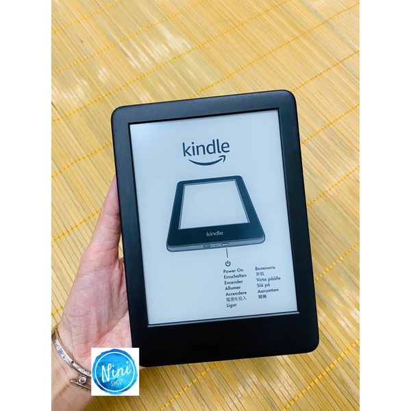 [Mã 151ELSALE hoàn 7% đơn 300K] Máy đọc sách kindle basic used bảng có đèn nền tặng kèm cover bảo hành 6 tháng.