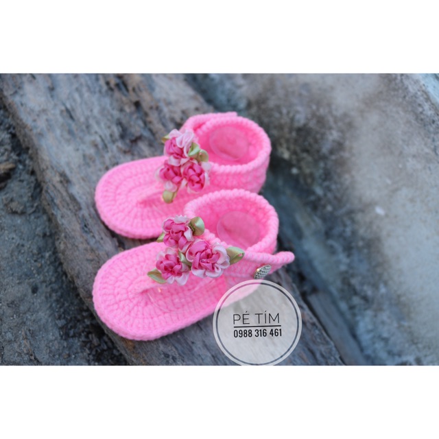 Giày len handmade/ giày sandal hồng hoa nhí