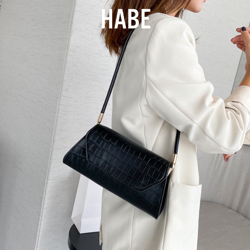 Túi xách nữ rẻ đẹp đeo vai bì thư vân rắn, túi kẹp nách phong cách Hàn Quốc đơn giản. HABE T0001