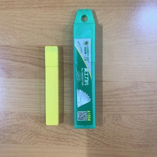 Hộp 10 lưỡi dao dọc giấy
