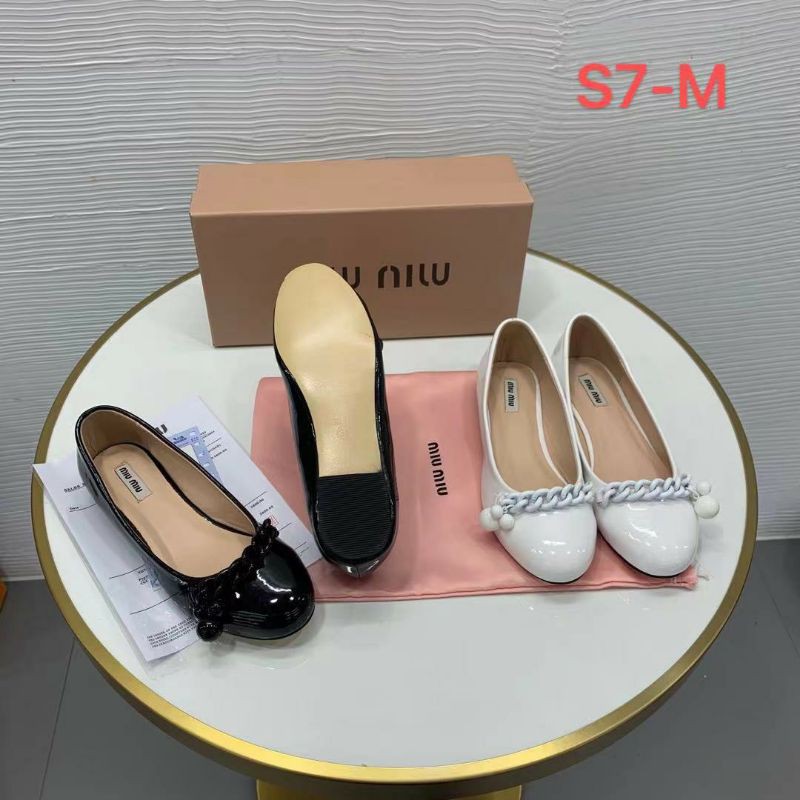 giày búp bê miu miu kèm xích chuông xinh xắn fullbox hàng qc 2704