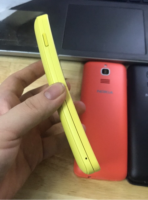 Điện thoại Nokia 8110 hai sim sành điệu